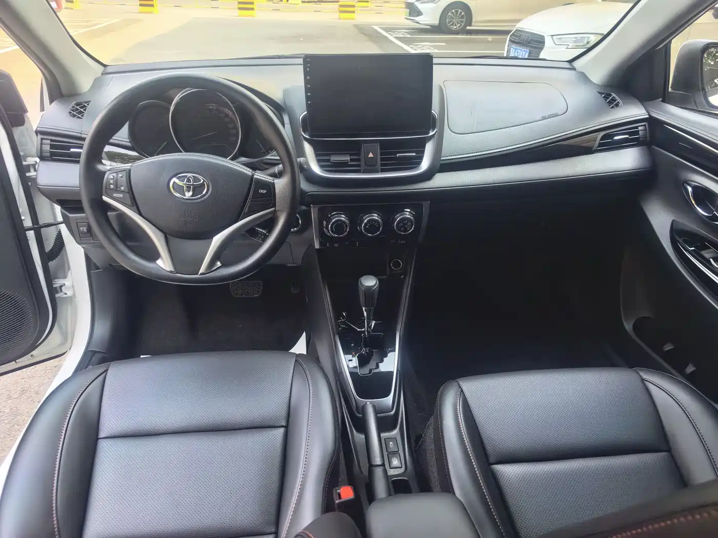 Toyota YARiS L Zhi Xuan 2022 Zhi Xuan X 1.5L CVT Luxury PLUS Edition фото 12