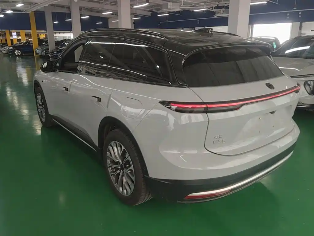 Фото 5 - NIO ES6