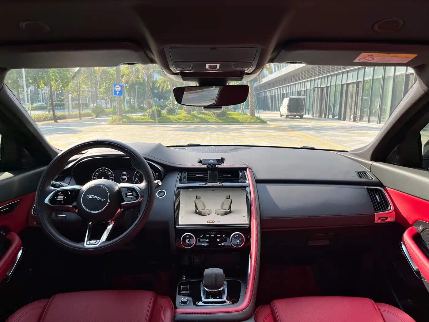 Jaguar E-PACE 2024 2024 Gloss Black Sport Edition R-DYNAMIC SE BLACK
