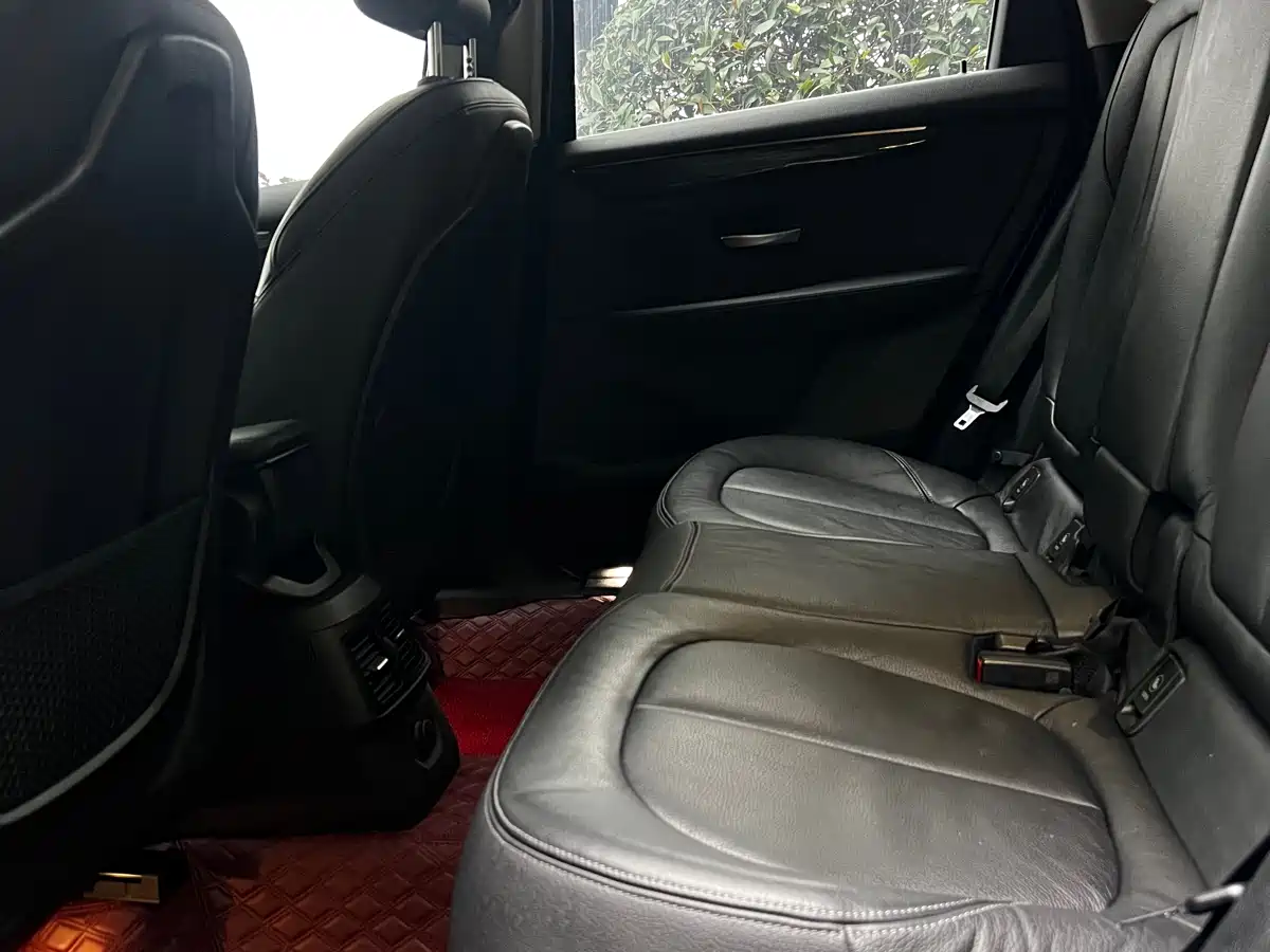 BMW 2 Series Tourer (Import) 2014 220i Luxury Design Package фото 4