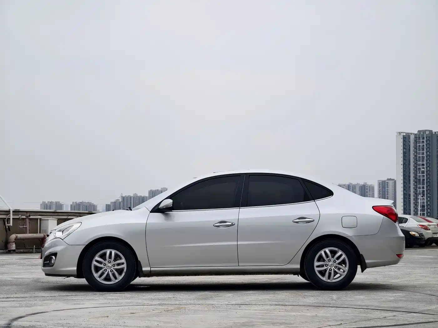 Hyundai Elantra 2011 1.6L Automatic Luxury фото 23