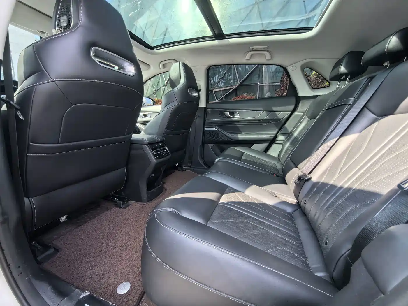 Changan UNI-K 2023 2023 2.0T 2WD Delight Edition