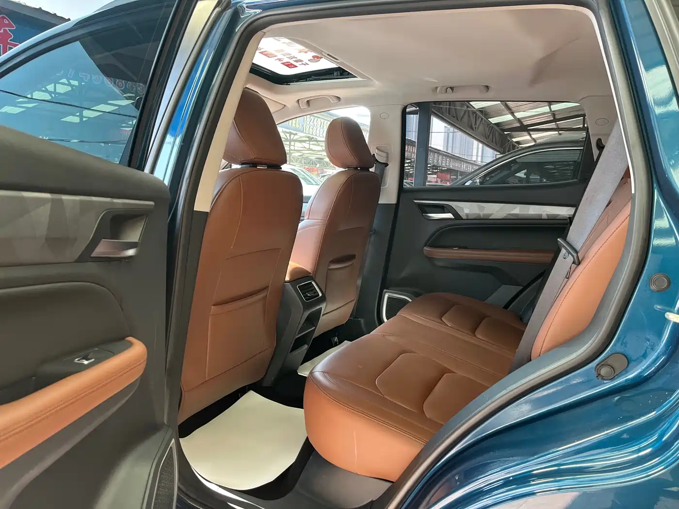 GEELY AUTOMOBILE VISION X6