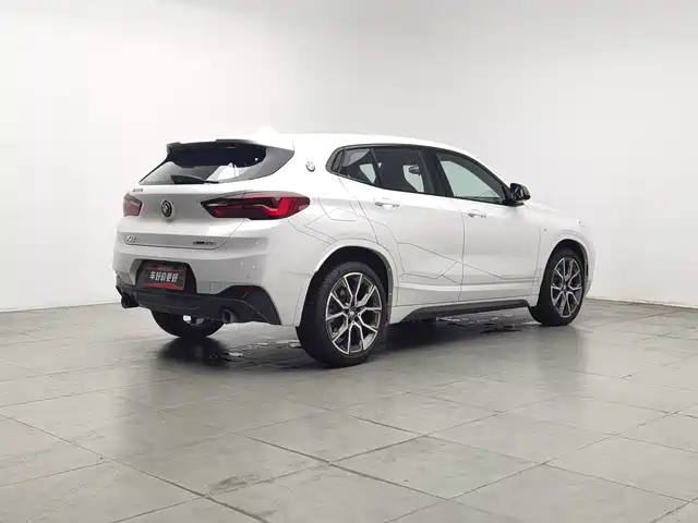 BMW X2 2023 sDrive 25i Radiance Edition — фото 2