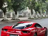 Фото 2 - Ferrari 488