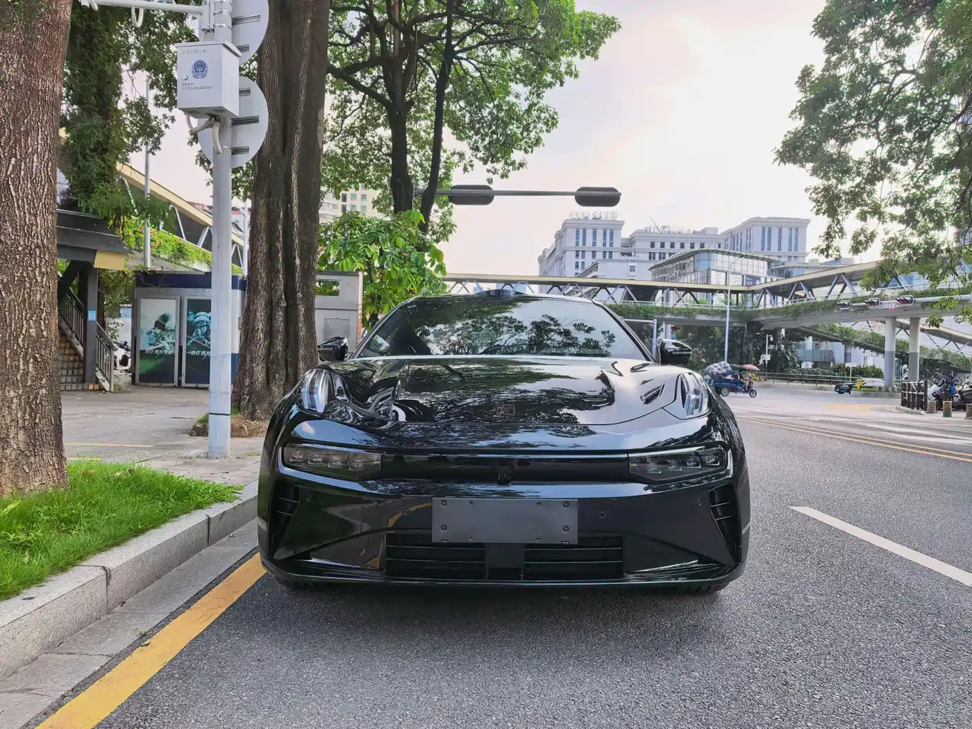 2026 ZEEKR 001