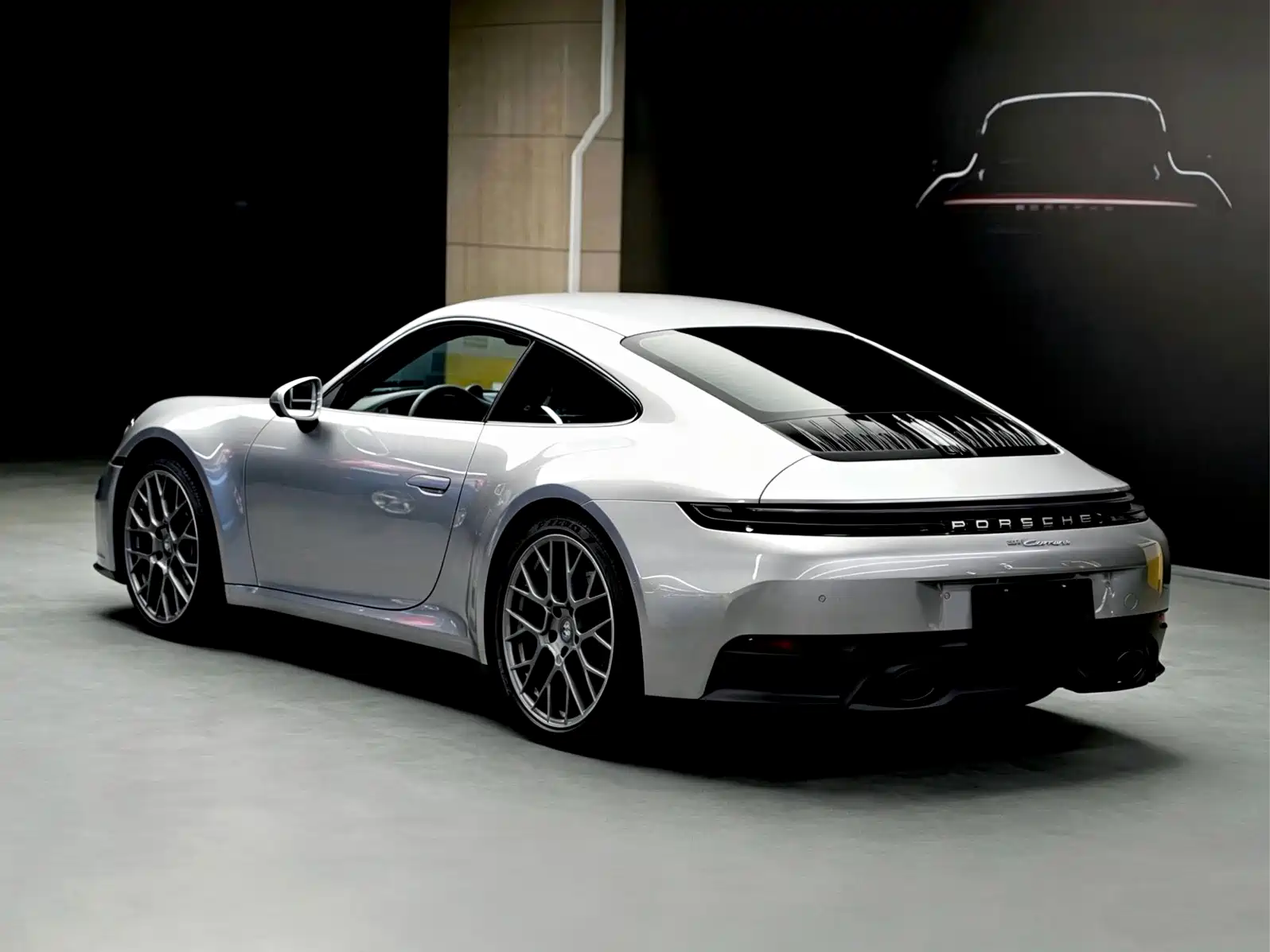 Photo 3 - Porsche 911