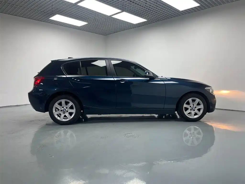 BMW 1 Series (Import) 2013 Facelift 116i Leading Model фото 5