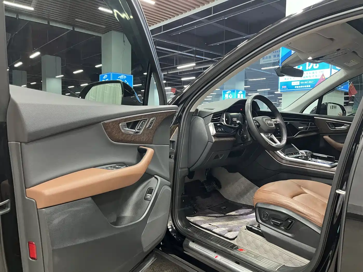 Audi Q7 2020 55 TFSI quattro S line Sport фото 4