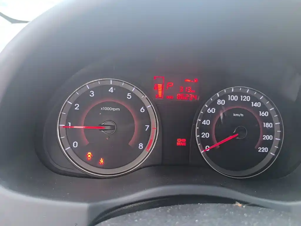 Hyundai Reina 2016 2016 1.4L Automatic GLX Leading