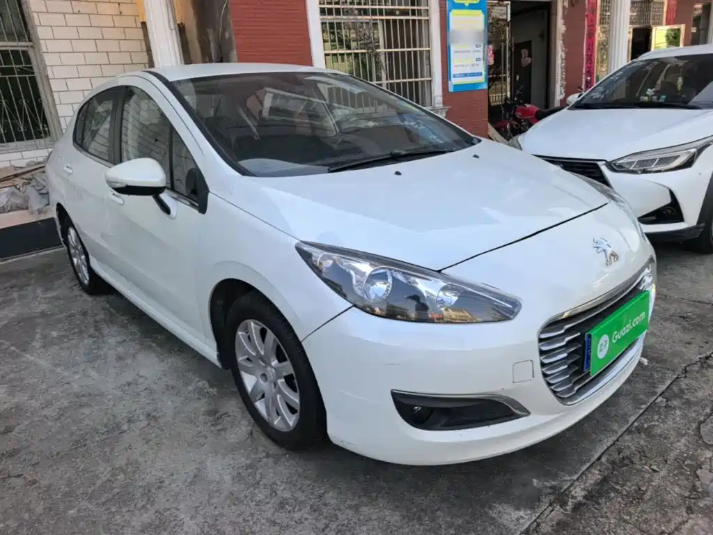 Peugeot 308 2015 2014 Model Joy Edition Classic 1.6L Automatic Superior Style