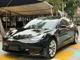 Фото 2 - Tesla Model 3