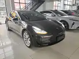 Фото 4 - Tesla Model 3