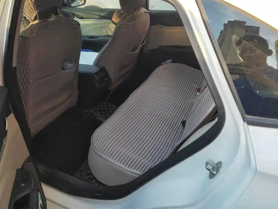 Buick Excelle 2019 15T DCT Progressive Type China VI фото 11