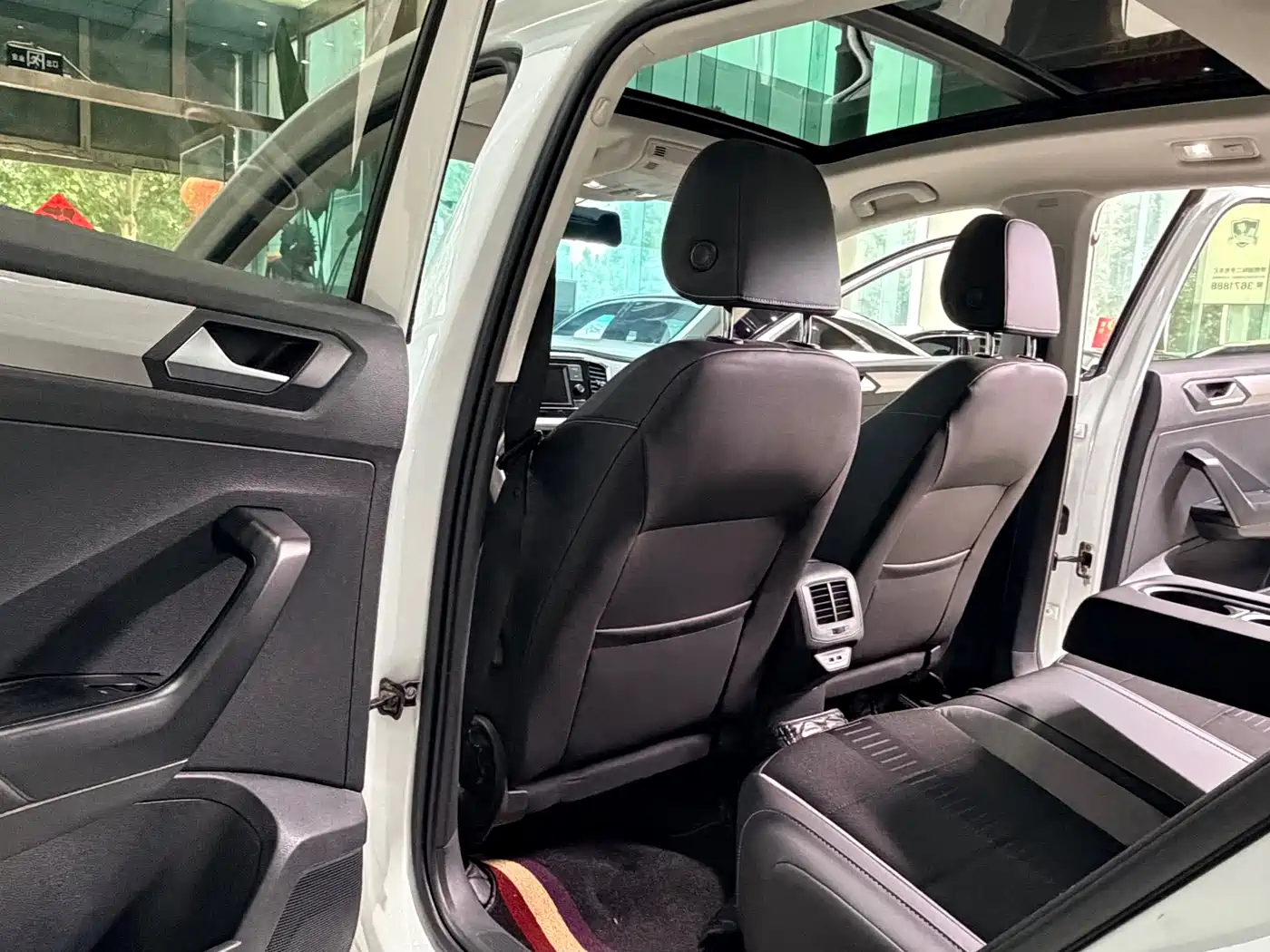 Volkswagen T-ROC 2020 280TSI DSG 2WD Progressive фото 13