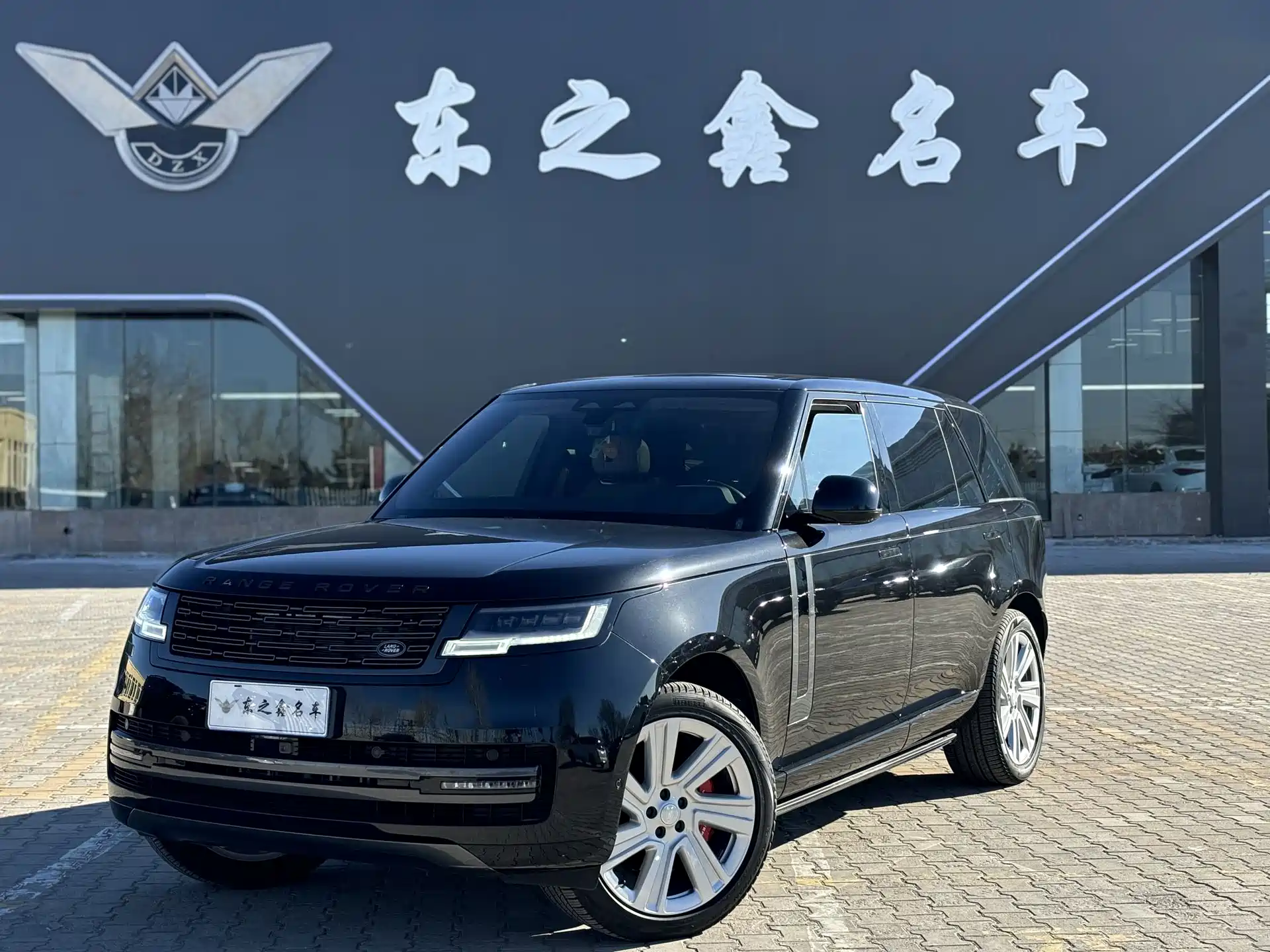 Фото 1 - Land Rover Range Rover