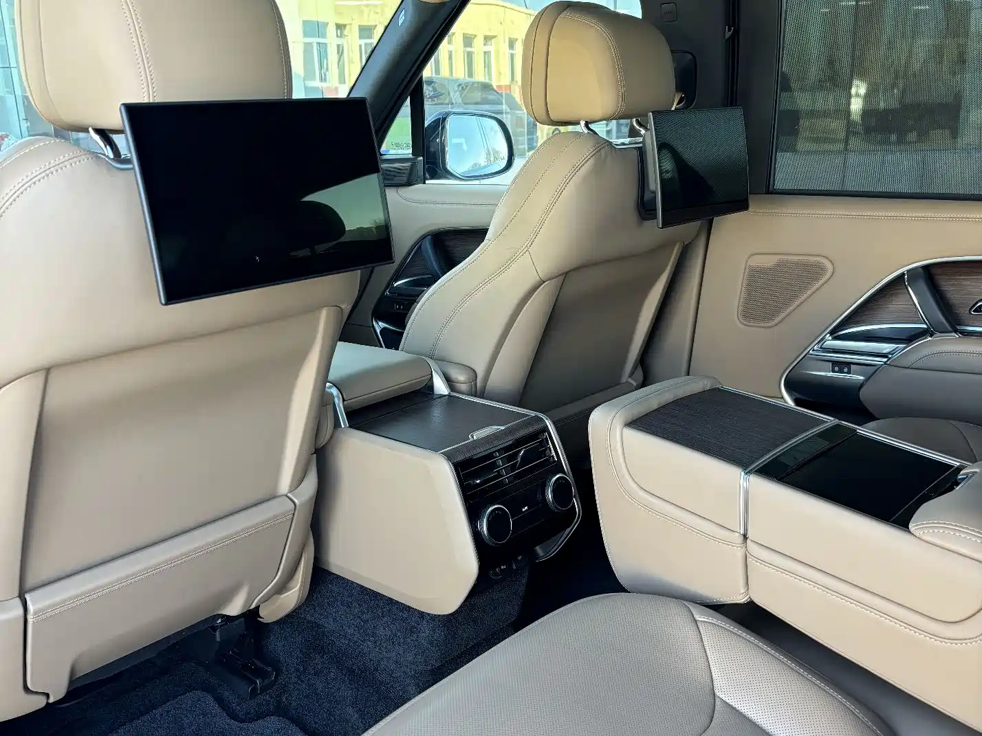 Фото 8 - Land Rover Range Rover