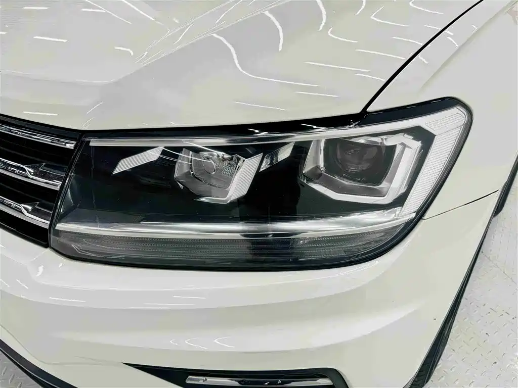 Volkswagen Tiguan L 2019 330TSI Automatic 2WD Panorama Comfort Edition China VI фото 9