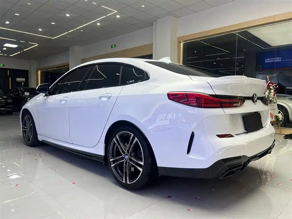 BMW 2 Series (Import) 2021 225i 4-Door Gran Coupe M Sport Shadow Edition фото 3