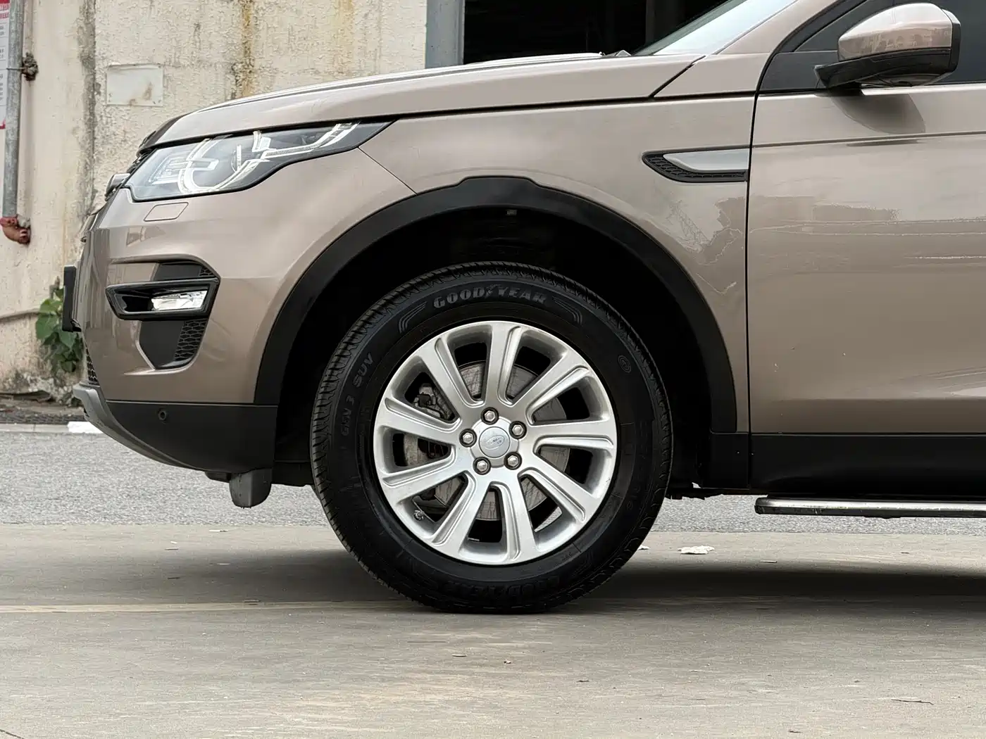 Land Rover Discovery Sport 2017 2.0T SE фото 20