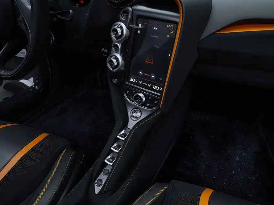 McLaren 720S 2019 4.0T Coupe фото 27