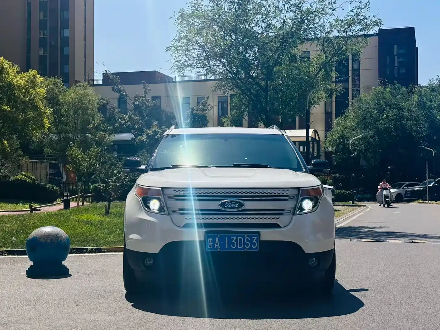 Ford Explorer (Import) 2013 2013 3.5L Premium Edition
