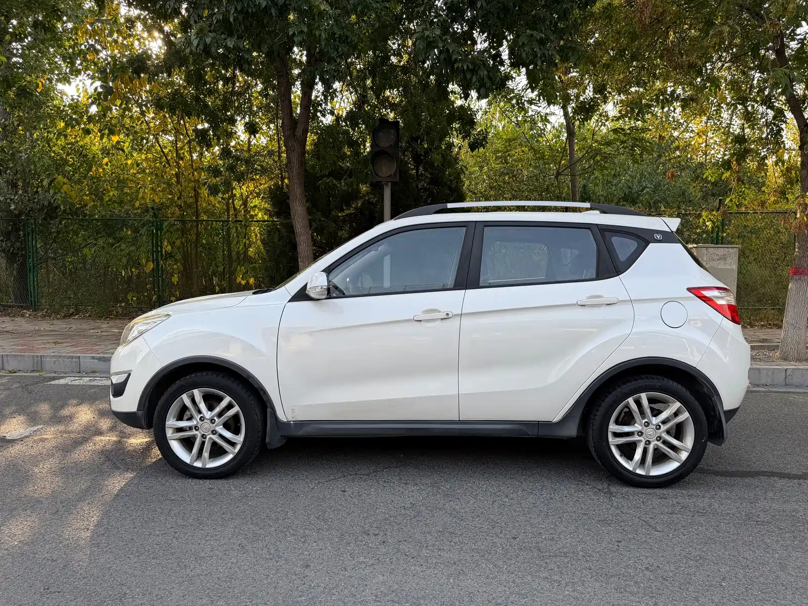 Фото 3 - Changan CS35