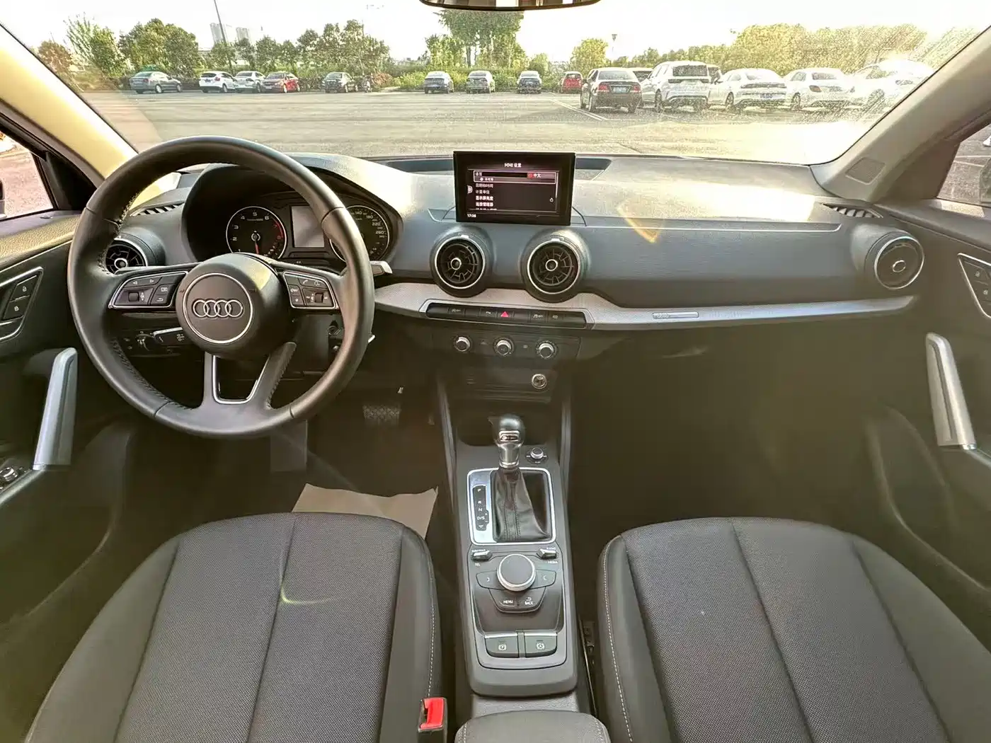 Audi Q2L 2020 35 TFSI Progressive Dynamic Model фото 9