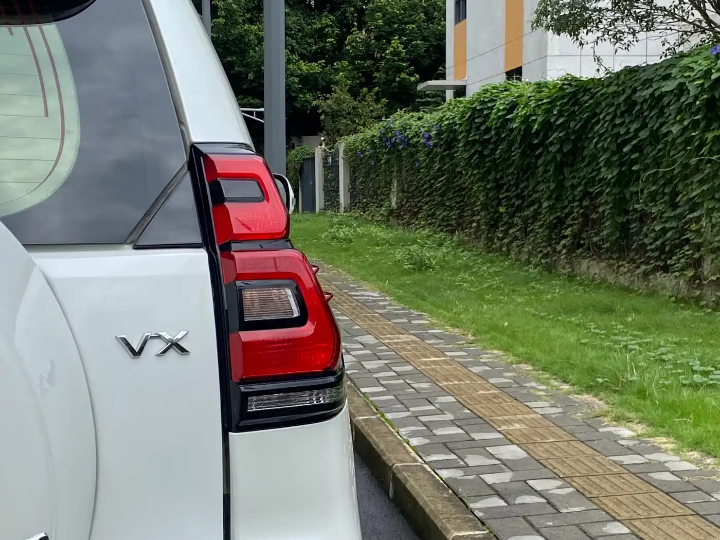 Toyota Prado 2018 3.5L Auto TX-L фото 17