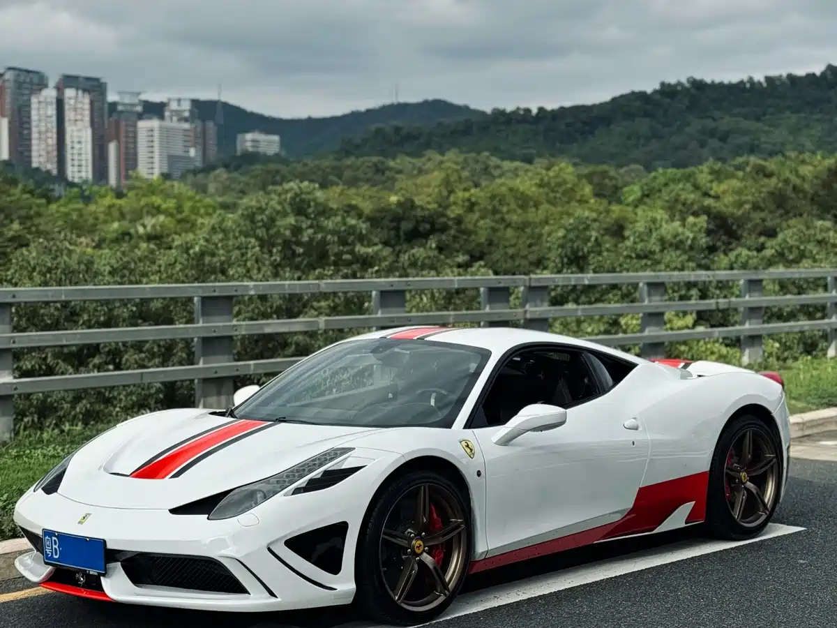 Ferrari 458 2013 2011 4.5L Italia