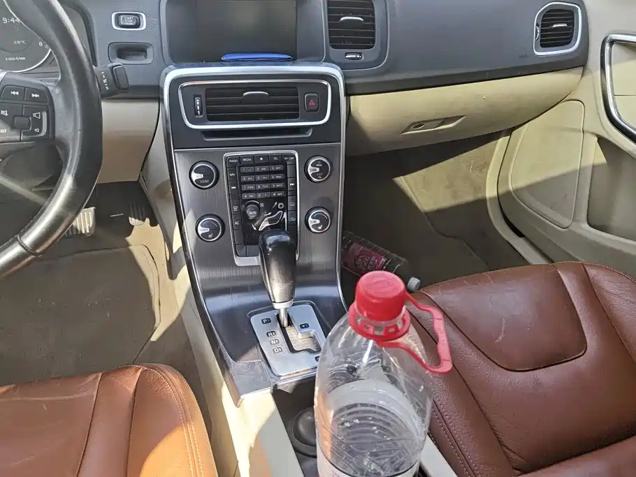 Фото 16 - Volvo S60 (Import)