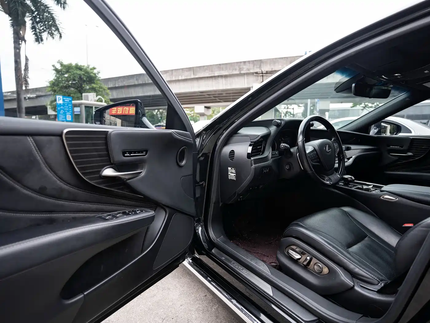 Lexus LS 2018 350 Excellence Edition China V фото 8