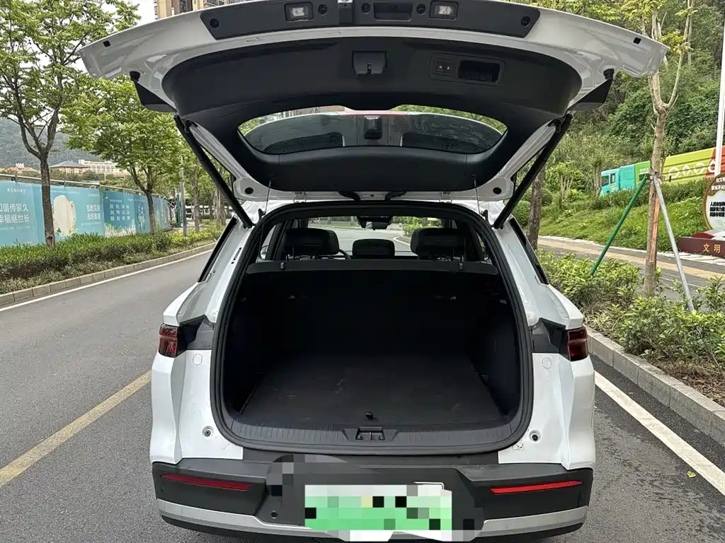 BYD Song Pro New Energy 2025 2nd Generation Smart Drive Edition DM-i 115KM Surpassing Type фото 11