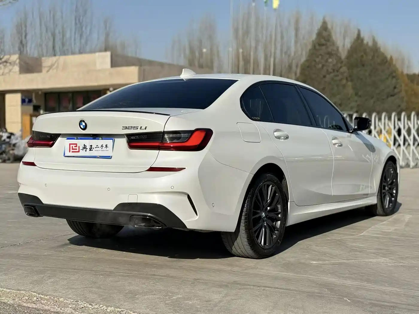 BMW 3 Series 2022 325Li M Sport Shadow Edition фото 7