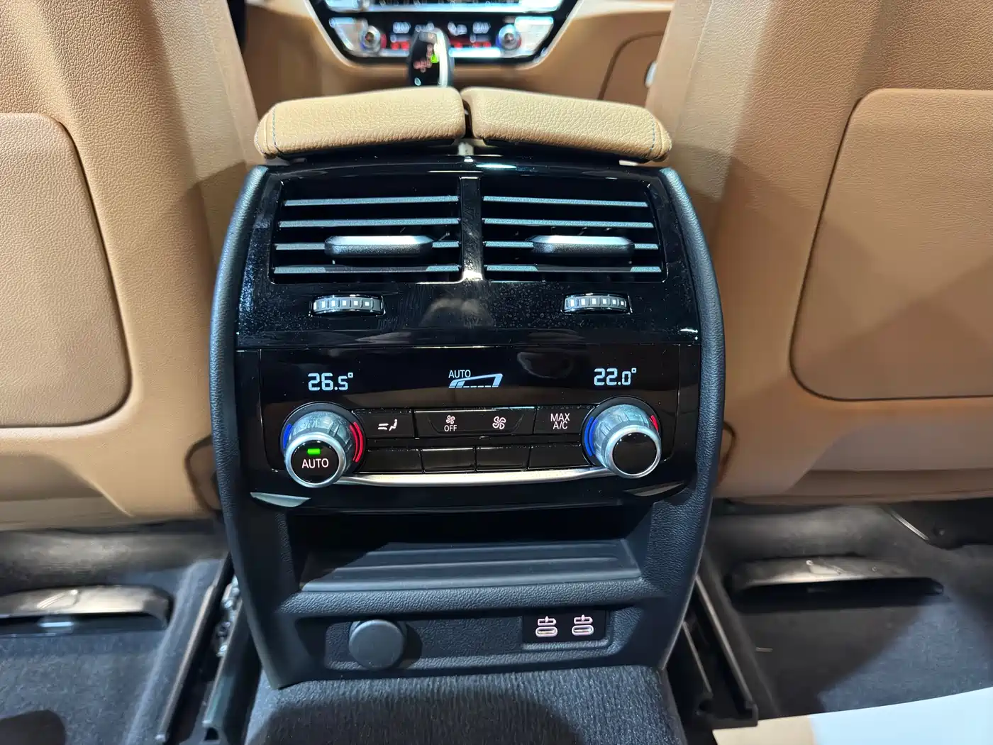 BMW 6 Series GT 2024 630i M Sport Ultimate Package фото 18