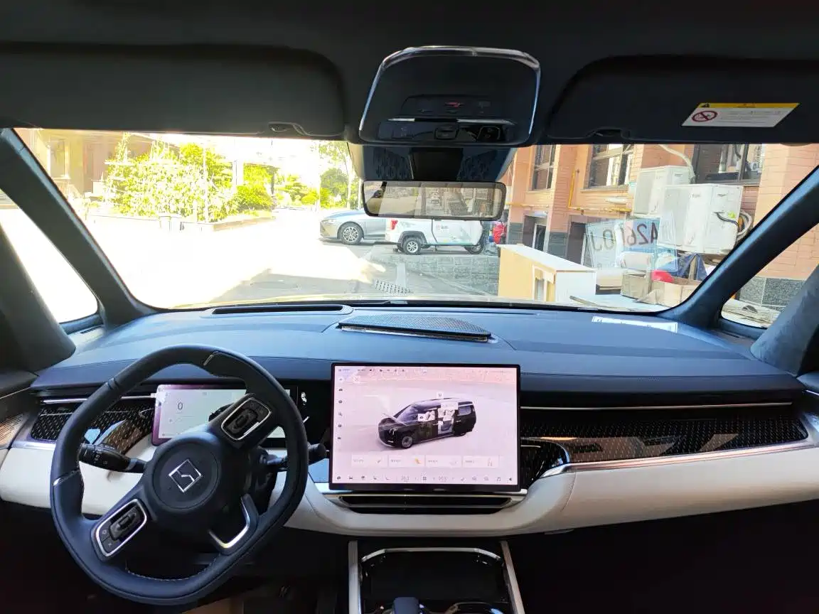 ZEEKR EXTREME KRYPTON 009