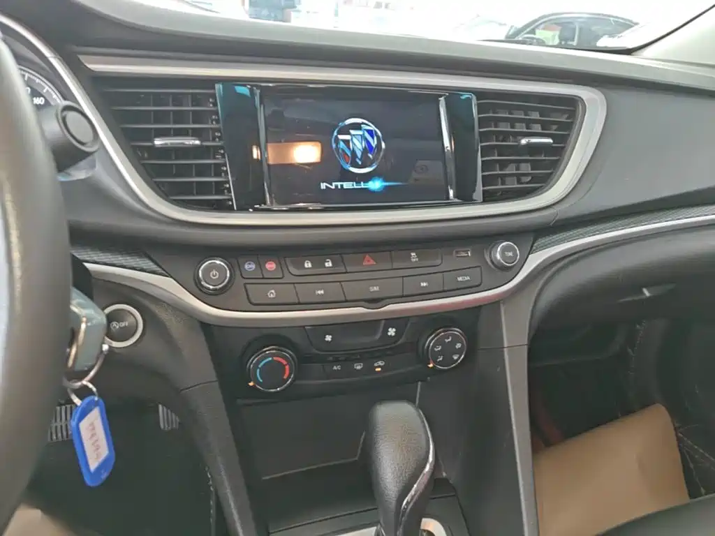 Фото 13 - Buick Excelle