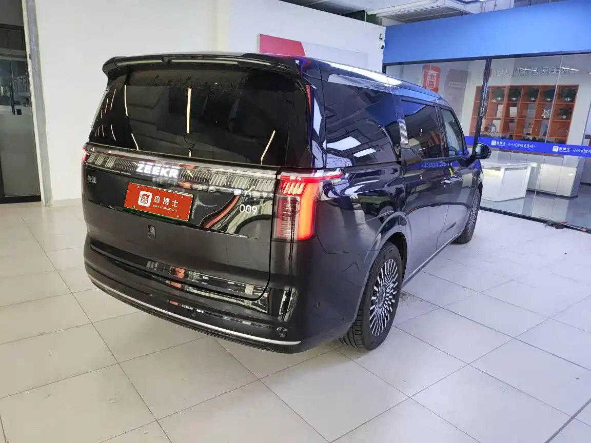 ZEEKR EXTREME KRYPTON 009