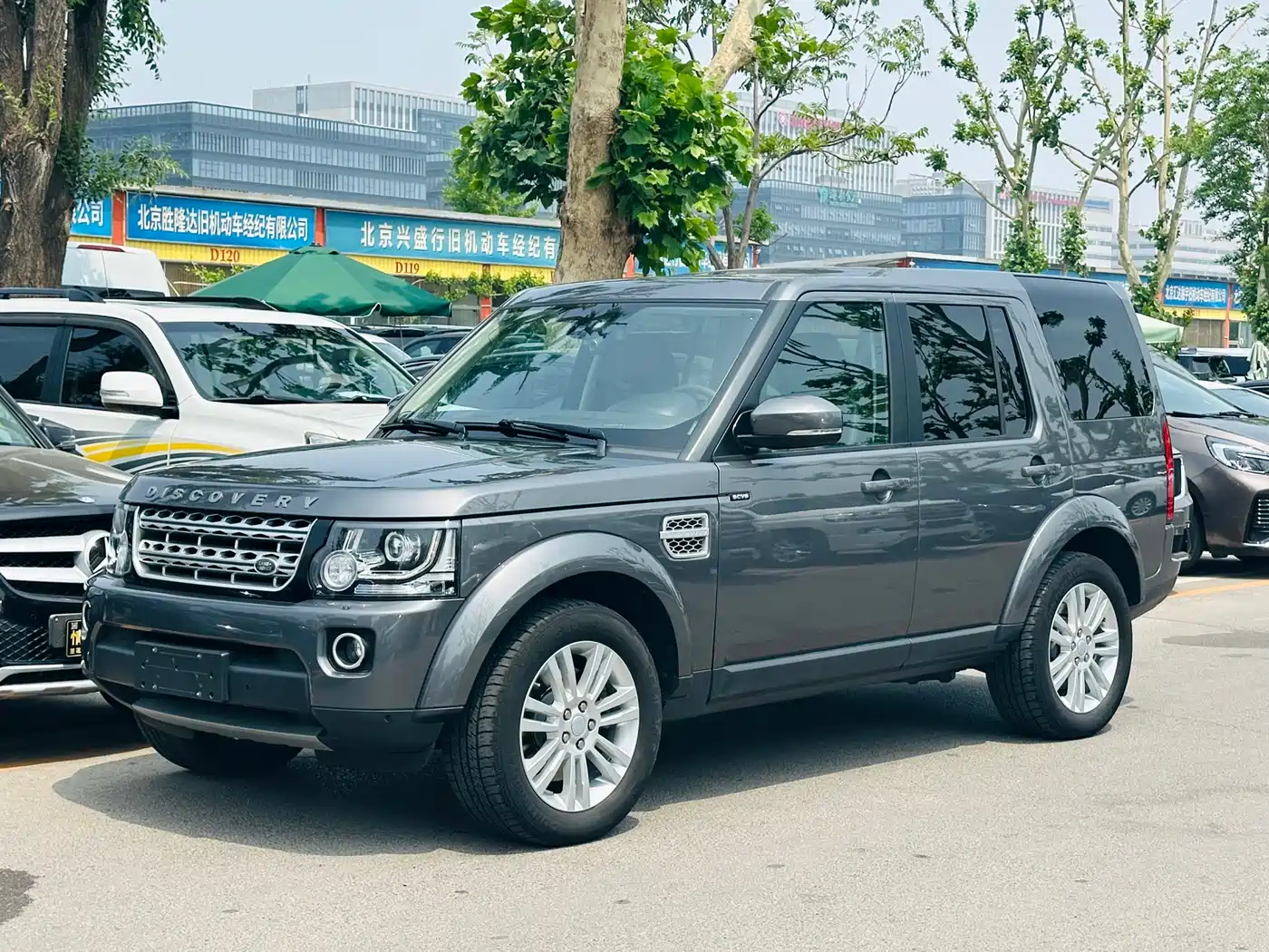 Land Rover Discovery 2016 3.0 SC V6 HSE