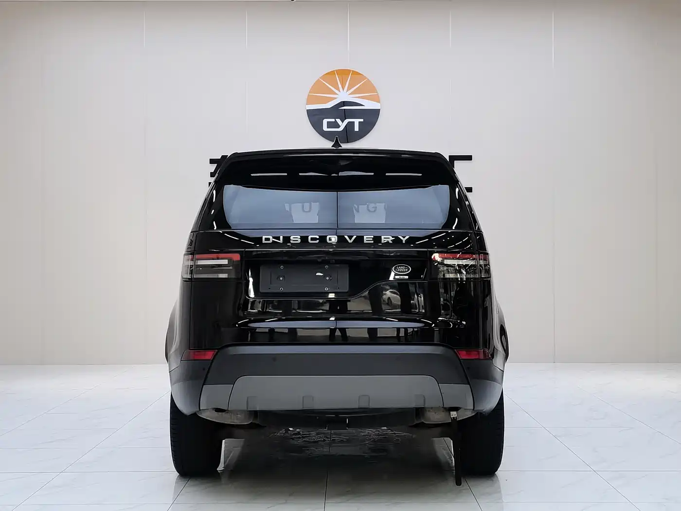 Land Rover Discovery 2017 3.0 SC V6 S фото 4