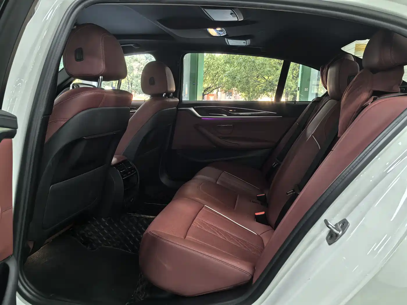 BMW 5 Series 2022 525Li M Sport Package фото 9