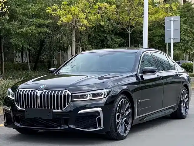 BMW 7 SERIES