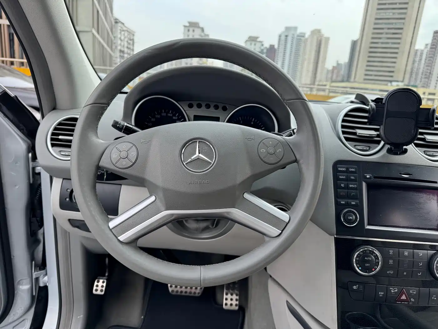 Mercedes-Benz M-Class 2010 ML 300 4MATIC фото 12