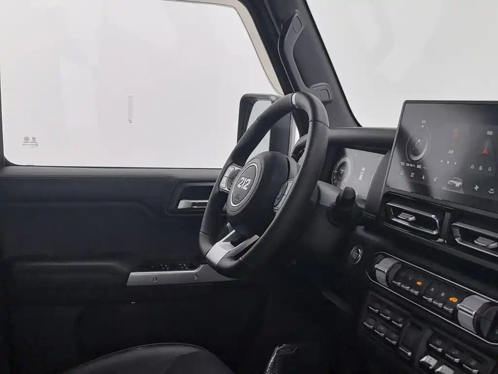 212 T01 2025 2025 2.0T Changfeng