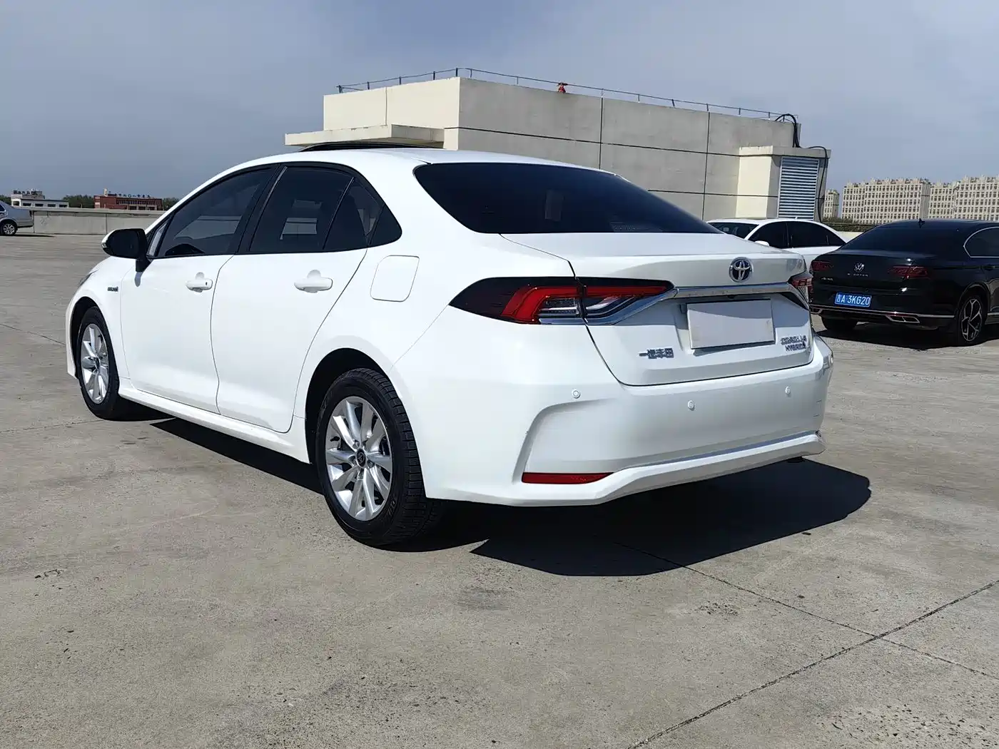 Toyota Corolla 2024 Model 1.8L Smart Hybrid Elite Edition фото 8