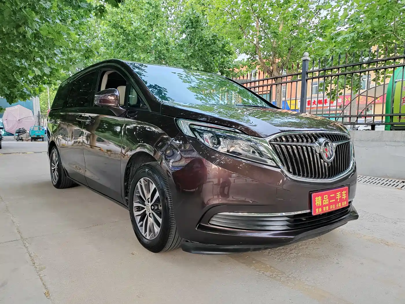 Buick GL8 2018 ES 28T Comfort Type China VI фото 3