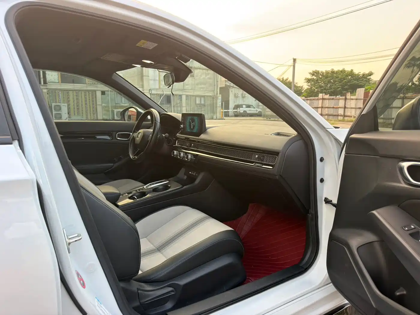 Photo 7 - Honda Civic