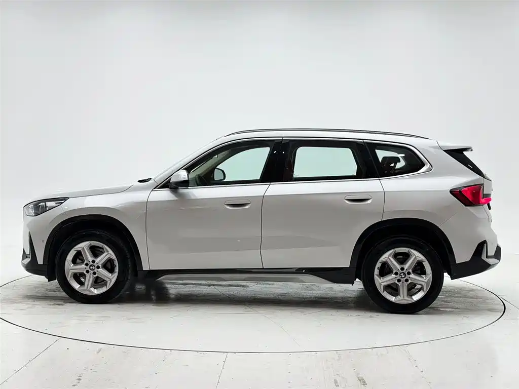 BMW X1 2023 sDrive20Li X Design Package фото 7
