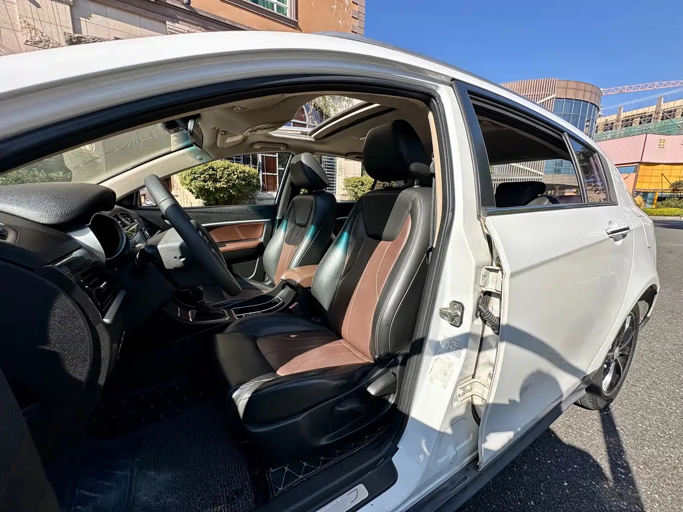 GEELY AUTOMOBILE EMGRAND