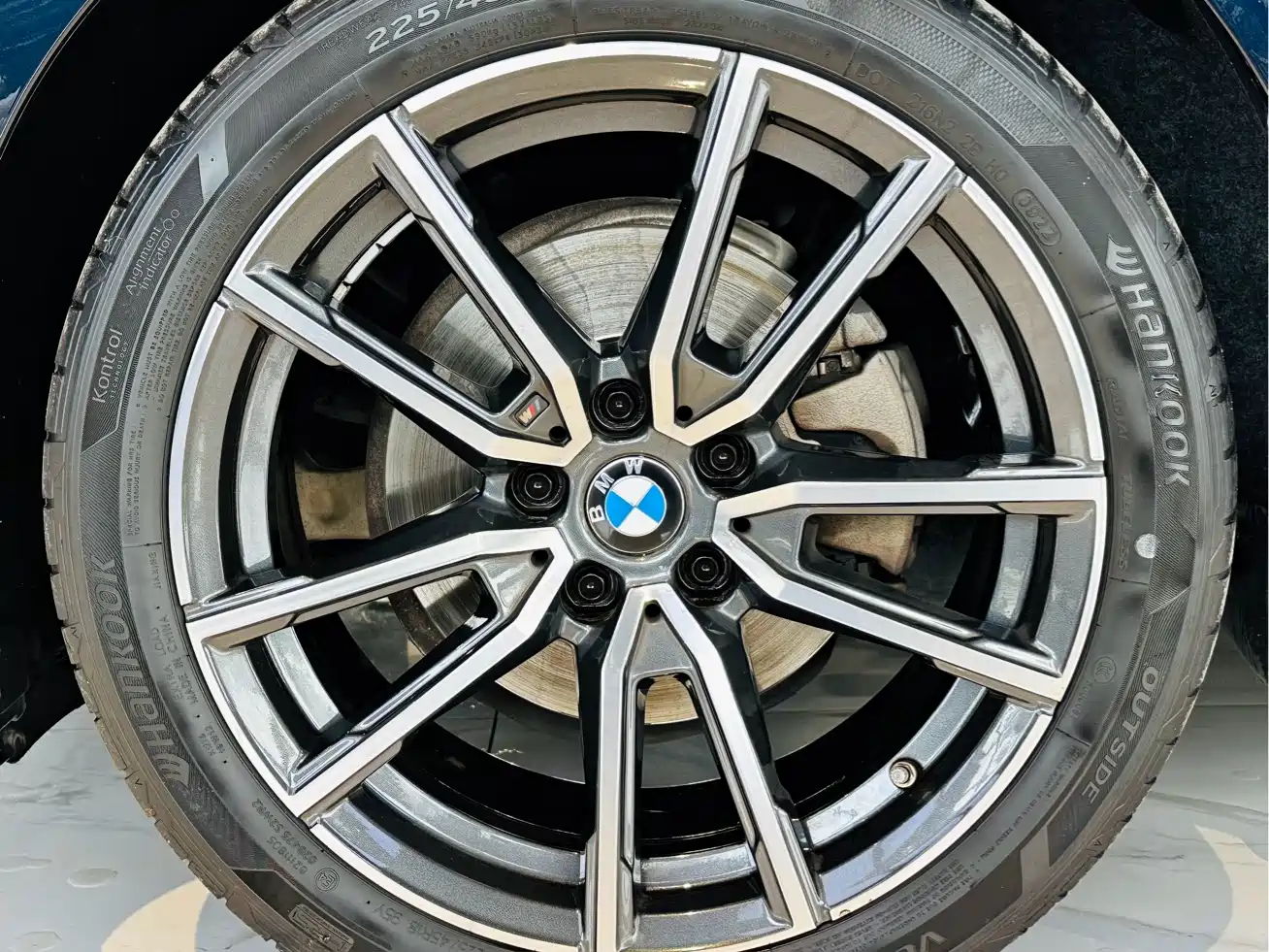 BMW 3 Series 2022 325Li M Sport Package фото 19